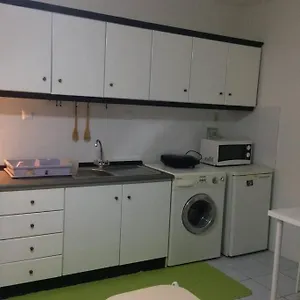 Istos 1 Apartment