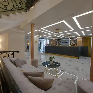 4* Hotel Modern Revival Luxury