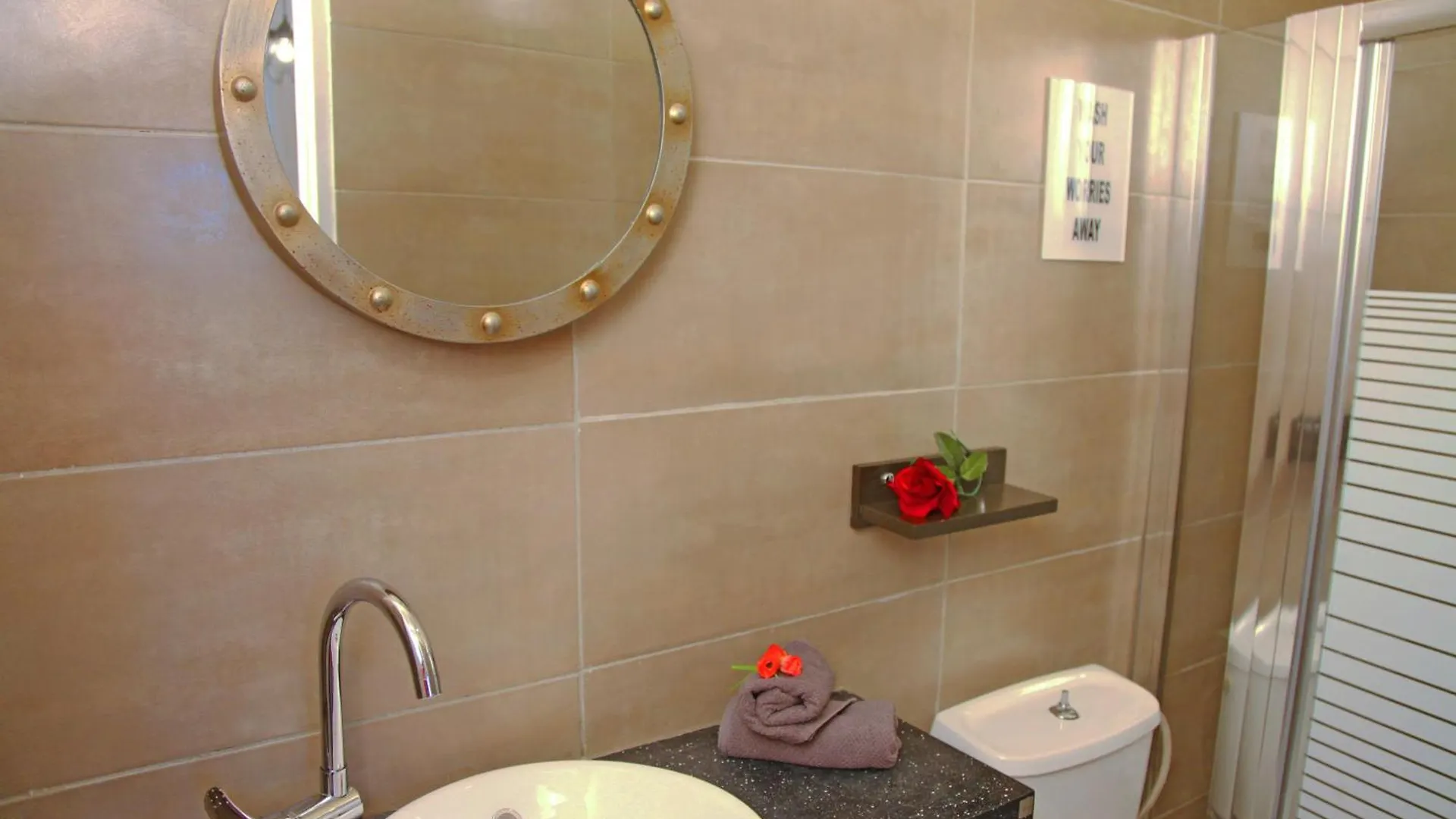 360 City View Apartments Thessaloniki